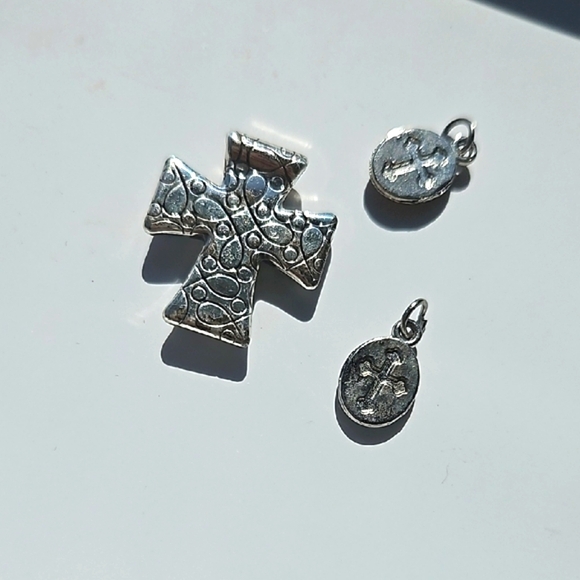 Lot 3 Pieces Charms Pendants Assorted Spiritual Jewelry - Picture 7 of 8
